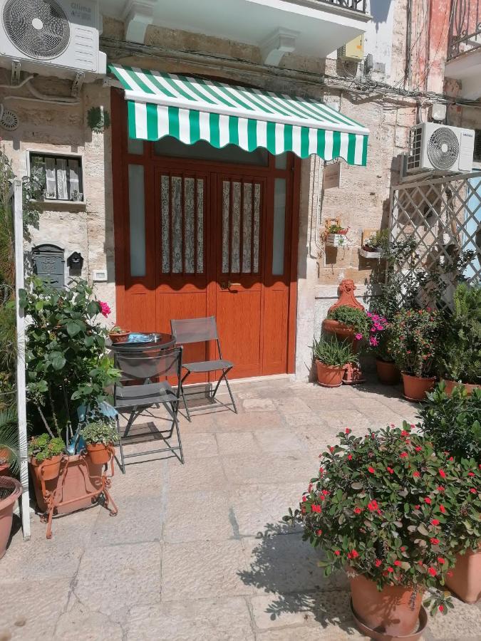 Home Sweet Home Rooms Bari Esterno foto